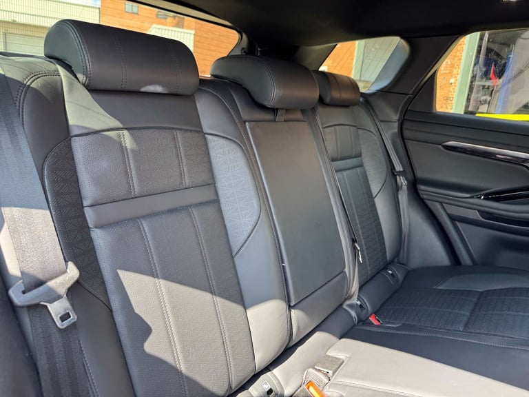 2019 Land Rover Range Rover Evoque 2.0 Range Rover Evoque R-Dynamic HSE D Automatic 4WD 5dr - NAT...