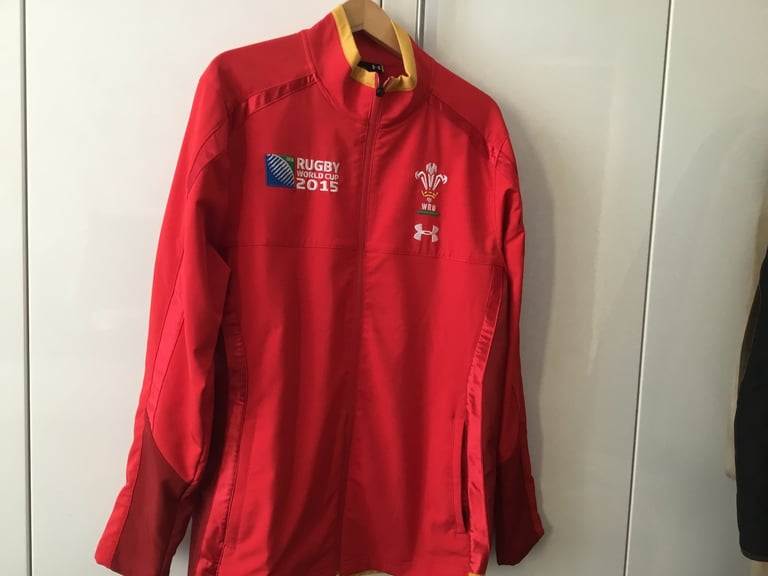 New men’s Under Armour Rugby World Cup 2015 WRU jacket size Large