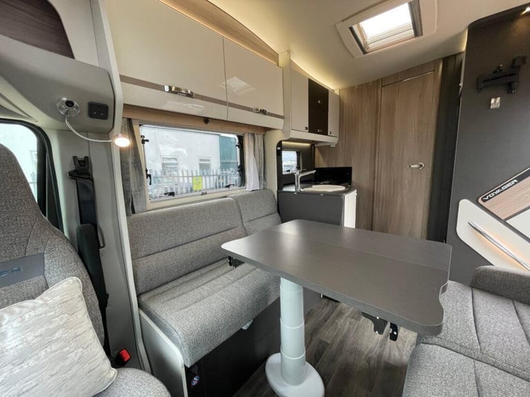 Swift Voyager 594 4 Berth 4 Belt automatic 3500kg motorhome 