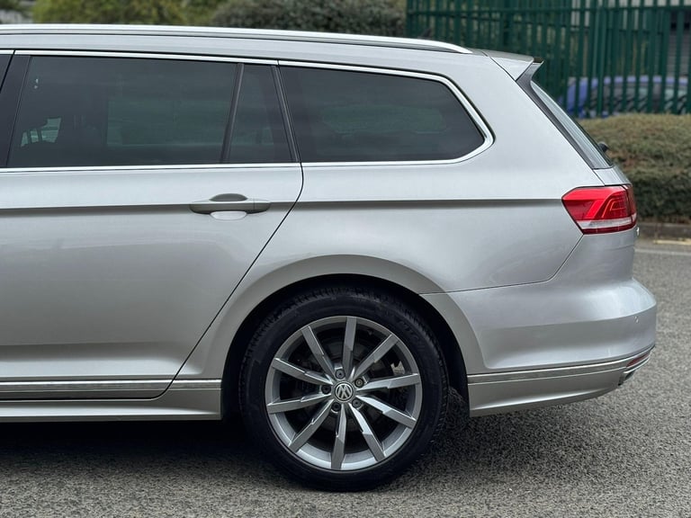 2015 Volkswagen Passat 2.0 TDI BlueMotion Tech R-Line Euro 6 (s/s) 5dr ESTATE Diesel Manual
