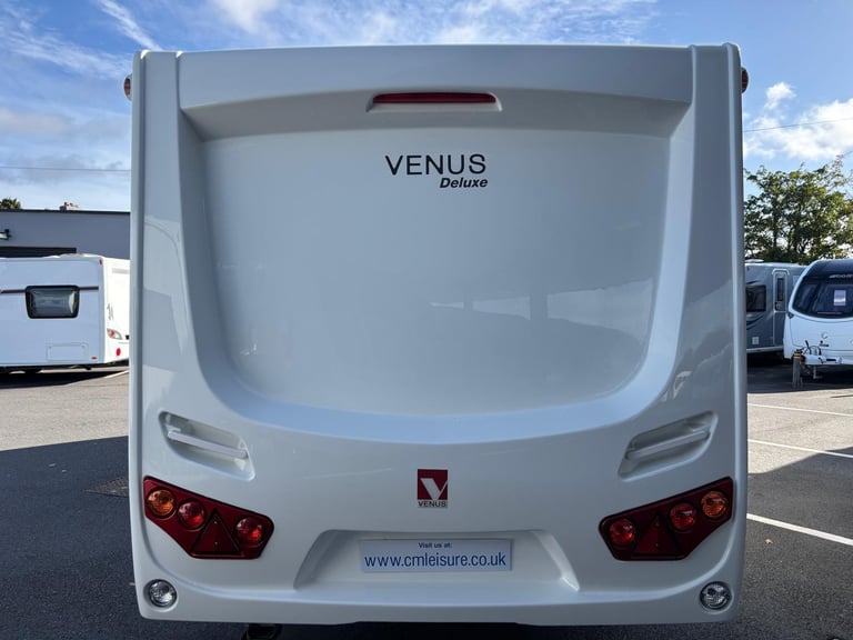 2019 VENUS 570-4, LIGHT WEIGHT FIXED BED, ONE OWNER, MOVER, ............NOW SOLD