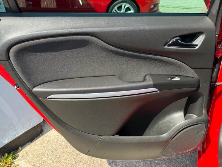 2017 Vauxhall Zafira Tourer 1.4i Turbo Energy Auto Euro 6 5dr MPV Petrol Automatic