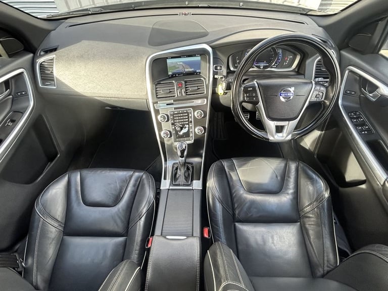 2014 Volvo XC60 D5 [215] R DESIGN Lux Nav 5dr AWD Geartronic ESTATE DIESEL Automatic