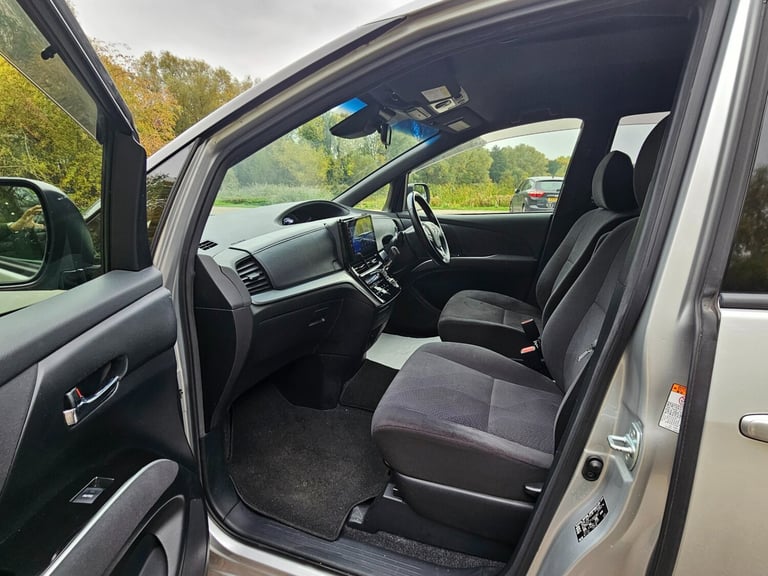  Toyota Estima 2.4 Petrol Automatic New Shape 8 Seater MPV MPV Petrol Automatic