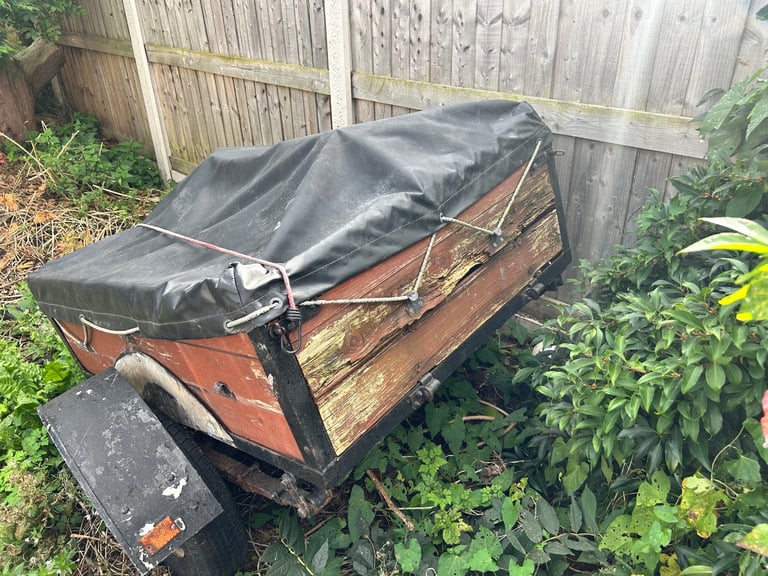 Trailer for sale at a very decent price! 