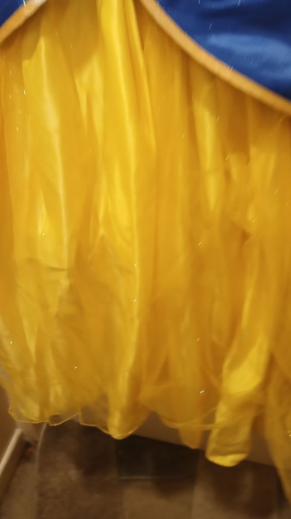 Deluxe snow white dress age 9 to 10 years old new £25