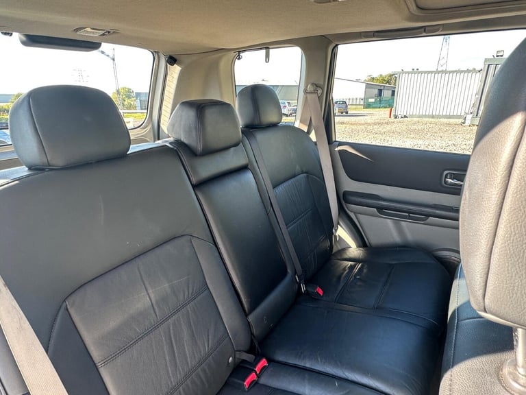 NISSAN X-TRAIL 2.5 SVE 2004
