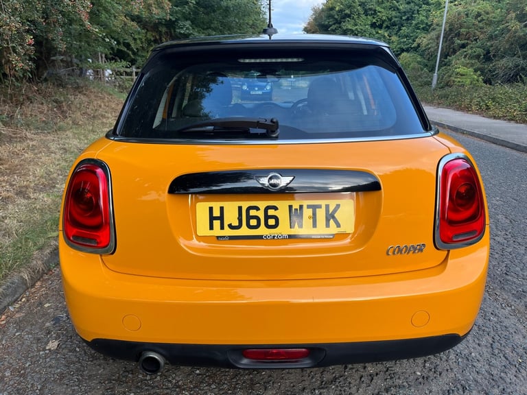 MINI COOPER 1.5 PETROL 5 DOOR. STUNNING LOOKING LONG MOT