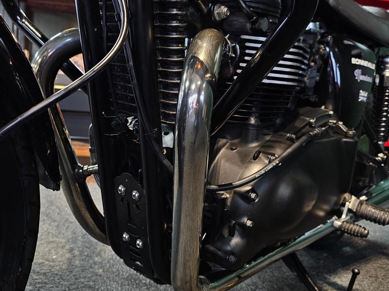 2015/65 TRIUMPH BONNEVILLE NEWCHURCH 865cc EXTRA'S 17,000 MILES