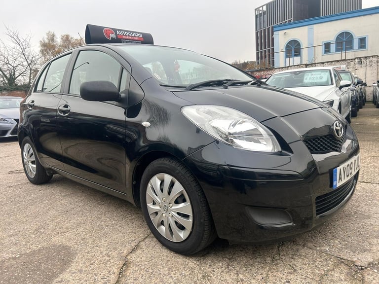2009 Toyota Yaris 1.33 Dual VVT-i TR Euro 4 (s/s) 5dr HATCHBACK Petrol Manual