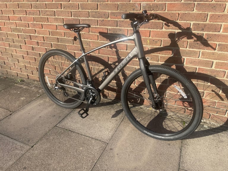 image for Trek Duel Sport Hybrid Bike