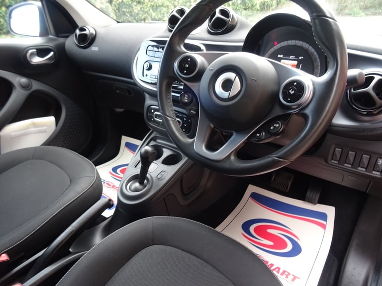 2018 smart forfour 0.9 Turbo Passion 5dr Automatic **LOW MILEAGE*ONLY 12000 MILES FROM NEW** HATC...