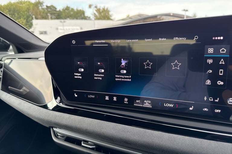 2025 Audi A6 Saloon 2.0 e-hybrid 25.9kWh Launch Edition S Tronic quattro Euro 6 (s/s) 4dr Saloon ...