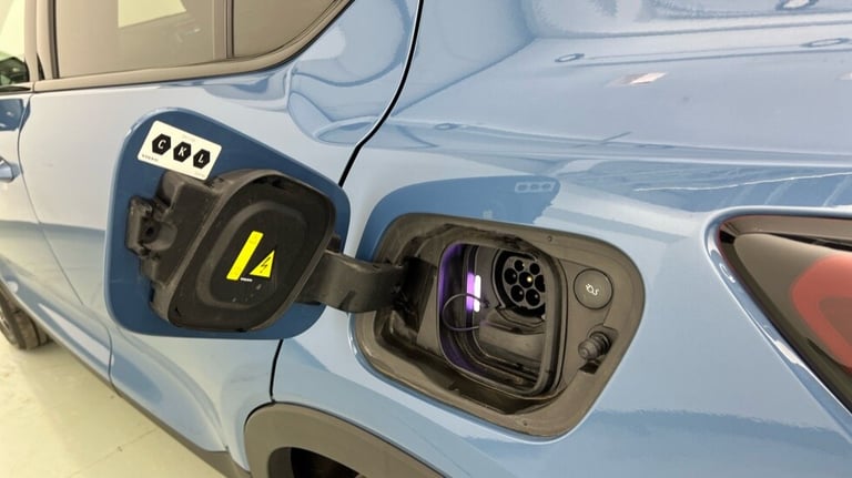 2023 Volvo C40 Recharge Core, Single Motor, Electric Estate Electric Automatic