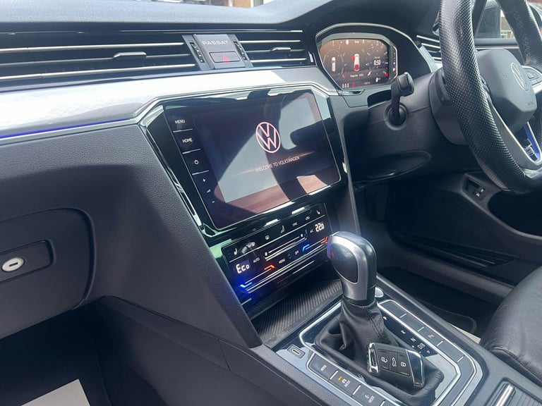 Volkswagen, PASSAT, Estate, 2021, Semi-Auto, 1395 (cc), 5 doors