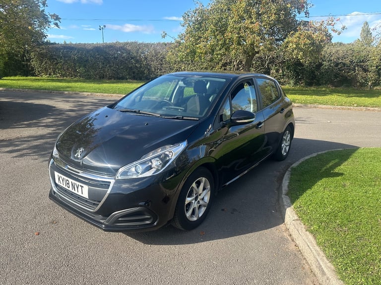 Driving instructor car 2018 Peugeot 208 1.2