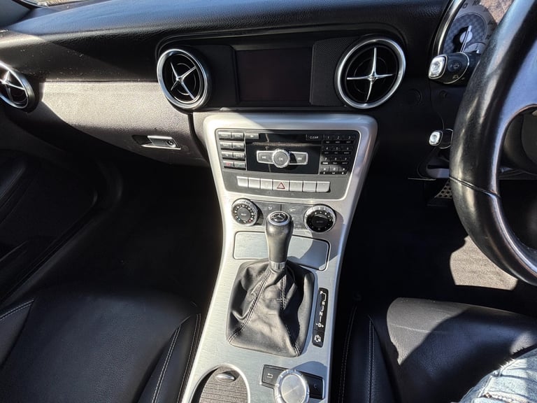 2012 Mercedes-Benz SLK SLK 250 CDI BlueEFFICIENCY AMG Sport 2dr Tip Auto CONVERTIBLE Diesel Autom...