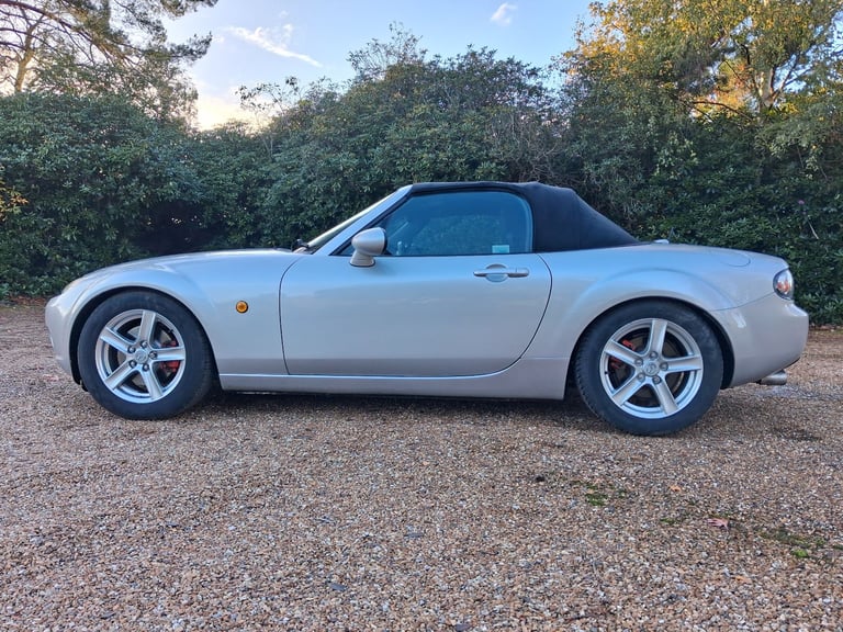 MK3 Mazda MX-5 Convertible 2006 - 2 litre engine 158bhp - Ulez Free Bargin! MOT (no advisories)