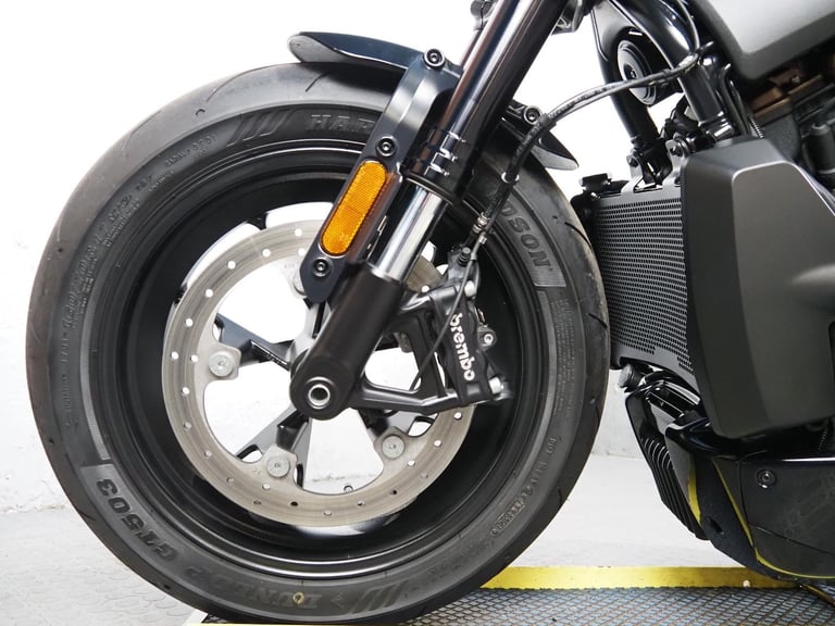 2022 Harley-Davidson Sportster 1250 s 2k miles stunning FSH ,see video 