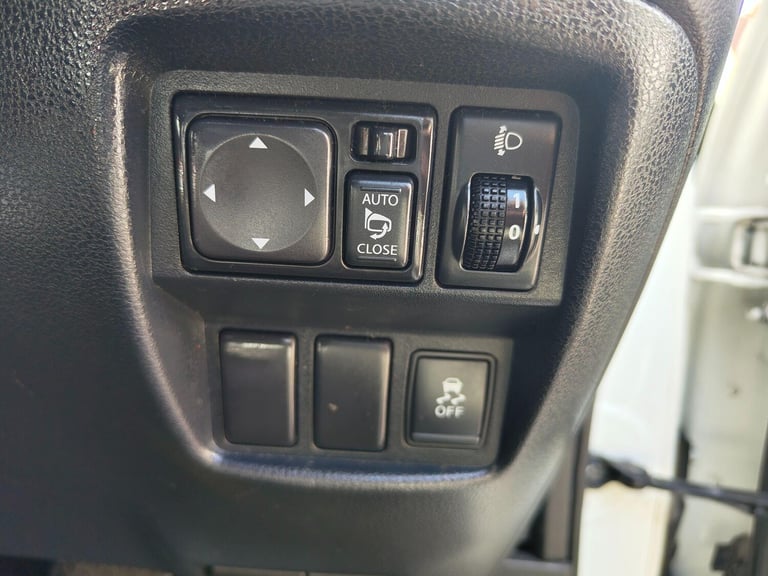 2012 Nissan Juke 1.6 Tekna CVT Euro 5 5dr HATCHBACK Petrol Automatic
