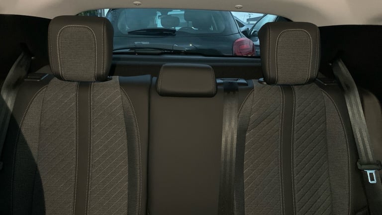 2024 Peugeot 208 50kWh E-Style Hatchback 5dr Electric Auto (7.4kW Charger) (136 ps) Hatchback Ele...