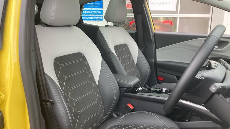 2025 Ford Puma 123kW Premium 43kWh 5dr Auto Electric Hatchback Hatchback Electric Automatic