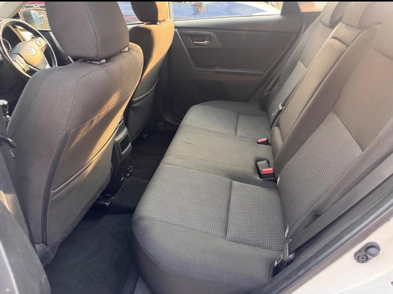 2014 Toyota Auris 1.6 V-Matic Icon Euro 5 5dr HATCHBACK Petrol Manual