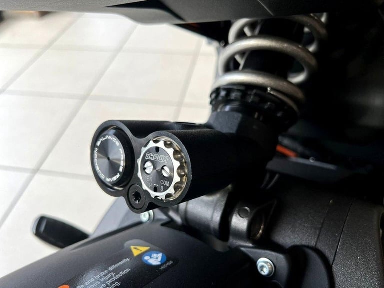 HARLEY-DAVIDSON LIVEWIRE EV TAX DEDUCTIBLE. IMMACULATE BIKE. VERY LOW MILEAGE