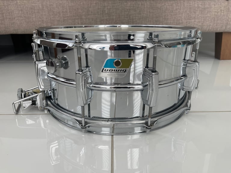 Vintage 70’s  Ludwig 411 14x6.5 Super Sensitive Snare Drum