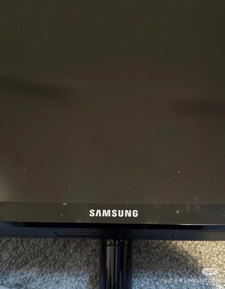 SamSung 24’ curved screen monitor