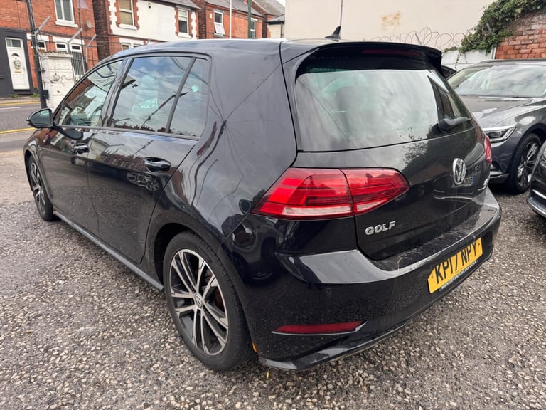  Volkswagen Golf 2.0 TDI BlueMotion Tech R-Line DSG Euro 6 (s/s) 5dr Diesel Automatic