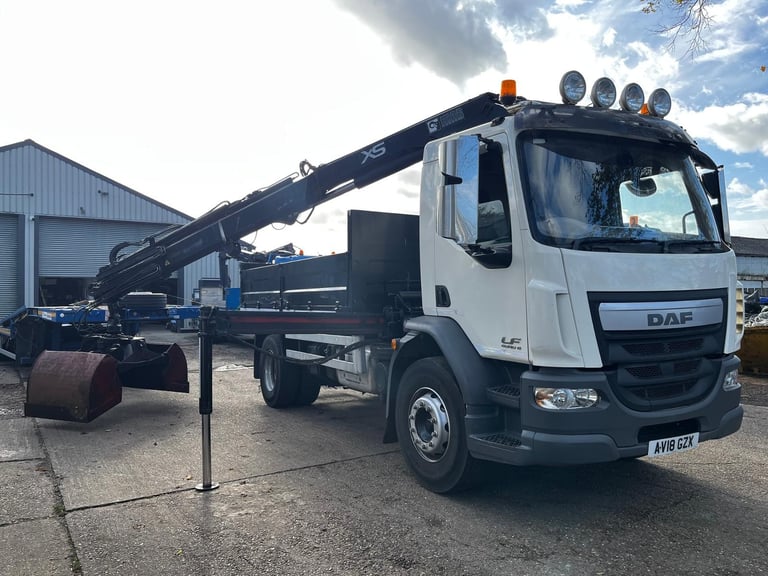 2018 DAF LF 55.230 WITH HIAB XS CRANE/TIPPER BODY 
