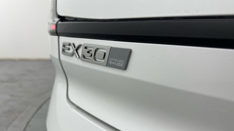 2025 Volvo EX30 Plus, Single Motor Extended Range, Electric Estate Electric Automatic