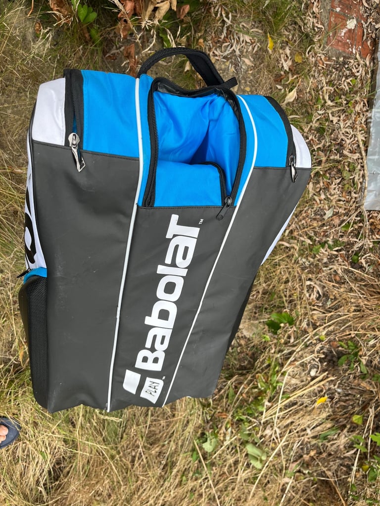 Babolat Pure 6 tennis rackets bag