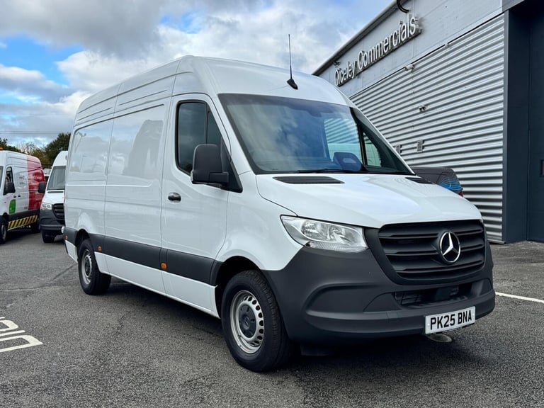 2025 Mercedes-Benz Sprinter 3.5t H2 Pro Van PANEL VAN DIESEL Manual
