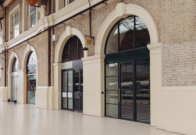 Rent Modern Serviced Offices *Victoria* - Sizes From 3 to 65 Desks -Furnished Private Spaces SW1V