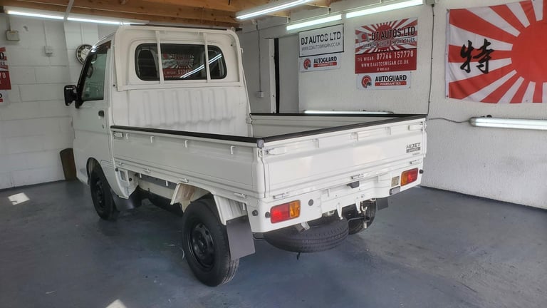 image for Daihatsu hi jet 4wd mini pick up 650cc fresh japanese import only 6k miles 