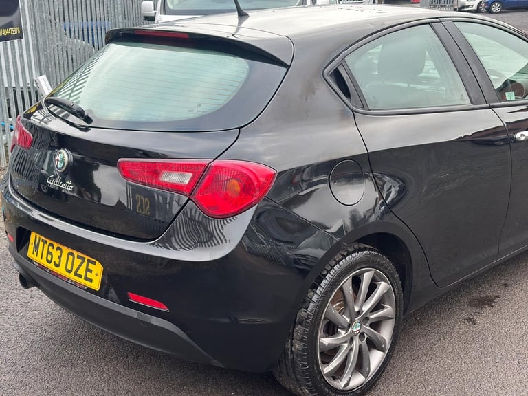 2014 Alfa Romeo Giulietta 1.6 JTDM-2 Collezione 5dr HATCHBACK DIESEL Manual
