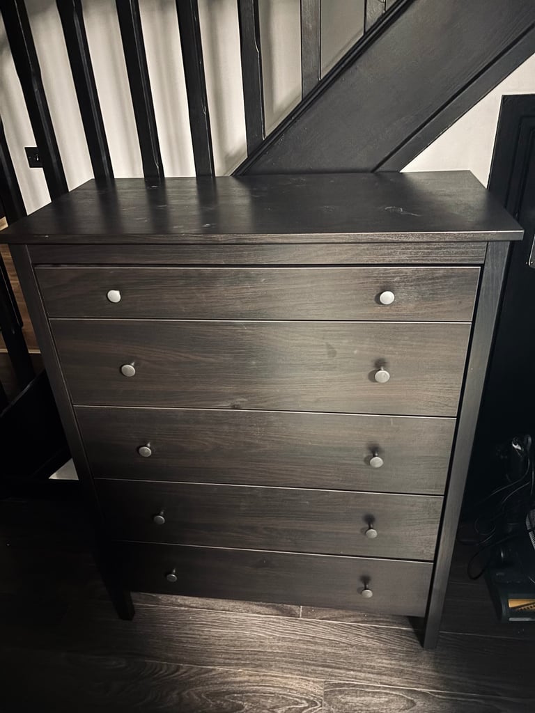 image for Chest of drawers 