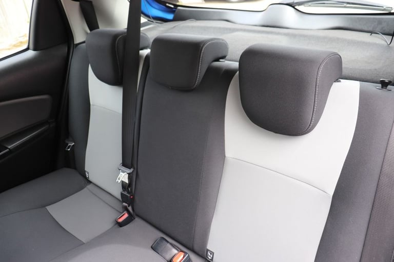 2019 Toyota Yaris 1.5 VVT-i Icon Tech 5dr HATCHBACK PETROL Manual