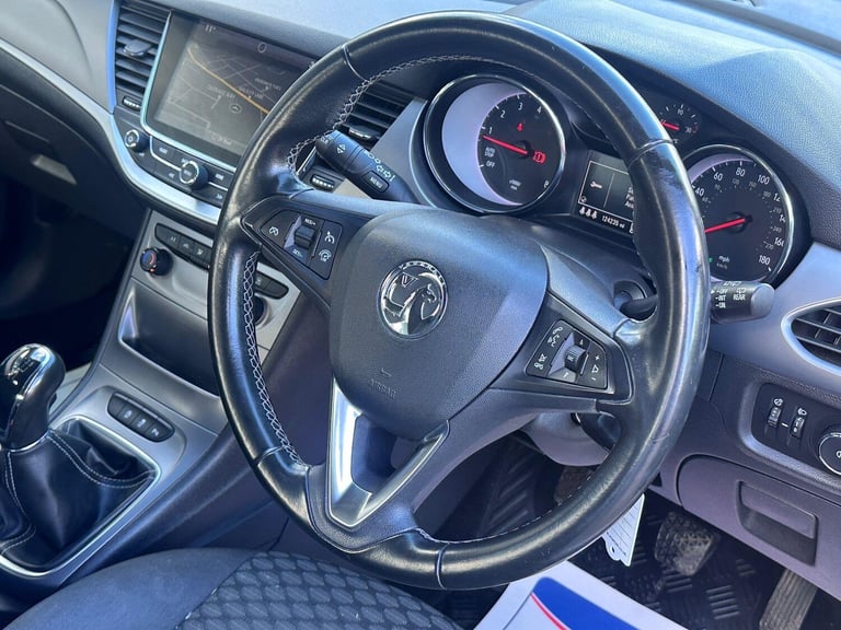 2017 Vauxhall Astra 1.0i Turbo ecoTEC Tech Line Nav Sports Tourer Euro 6 (s/s) 5dr ESTATE Petrol ...