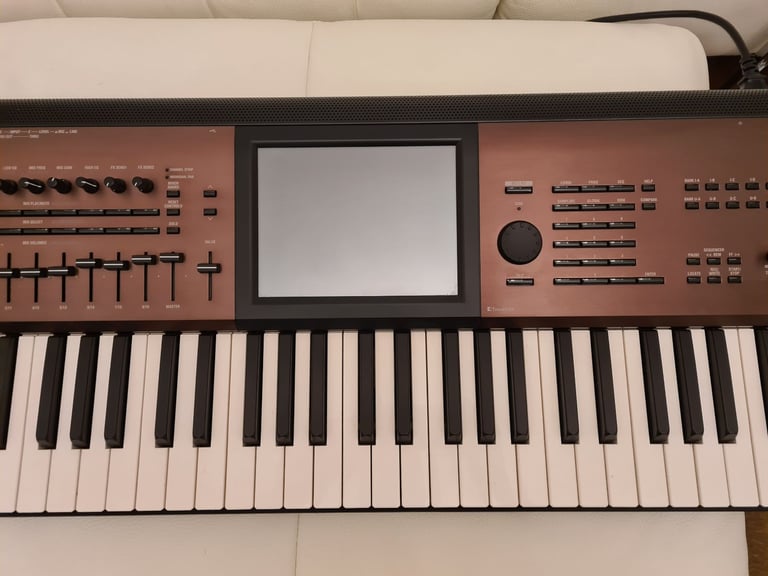 Korg Kronos 2 SE 88 Key - Almost Perfect Condition - Glasgow