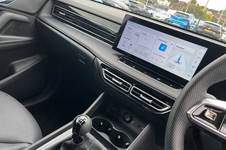 2025 MG MG HS 1.5 T-GDI Trophy 5dr ESTATE PETROL Manual