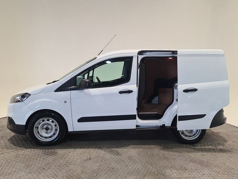 FORD TRANSIT COURIER 1.0 ECOBOOST LEADER P/V PETROL L1 100 BHP SWB