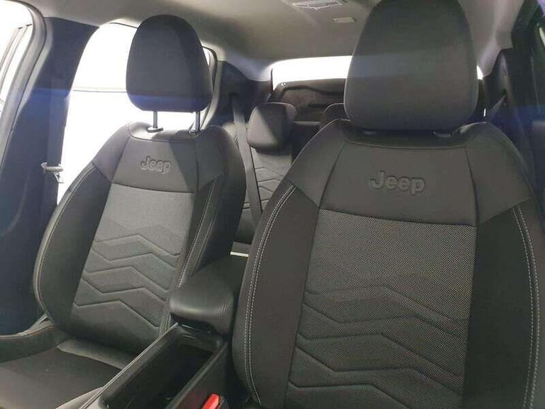 2024 Jeep Avenger 54kWh Summit SUV 5dr Electric Auto (156 ps) HATCHBACK Electric Automatic