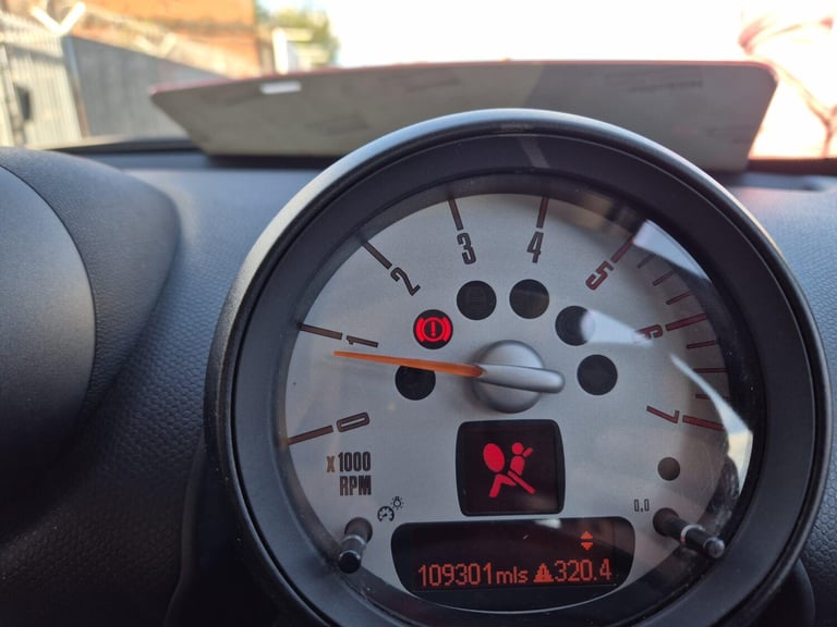 2010 MINI Countryman 1.6 One D 5dr HATCHBACK DIESEL Manual