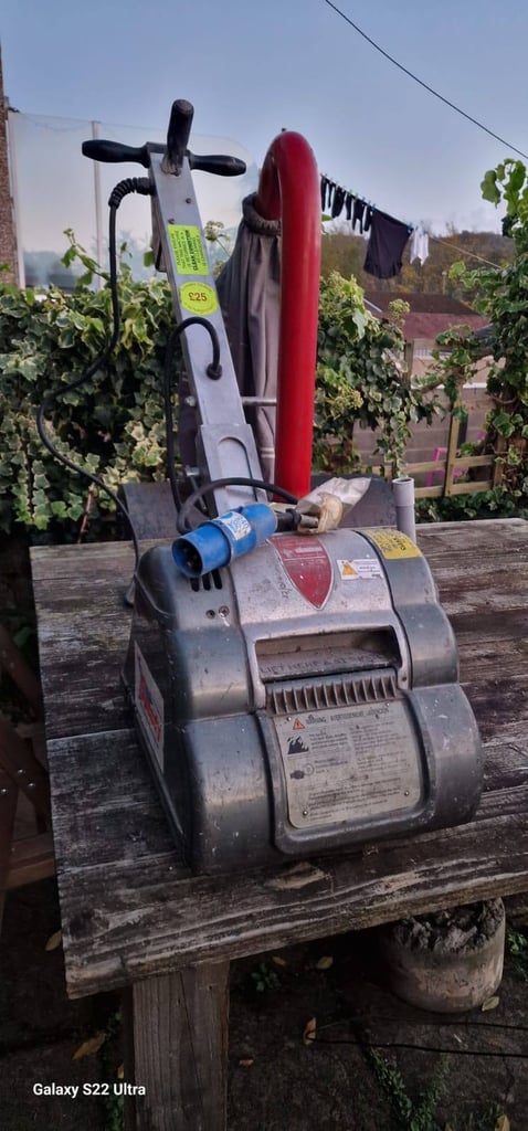 Hiretech HT8 Floor Sander Industrial Drum Belt Sander 240 volt