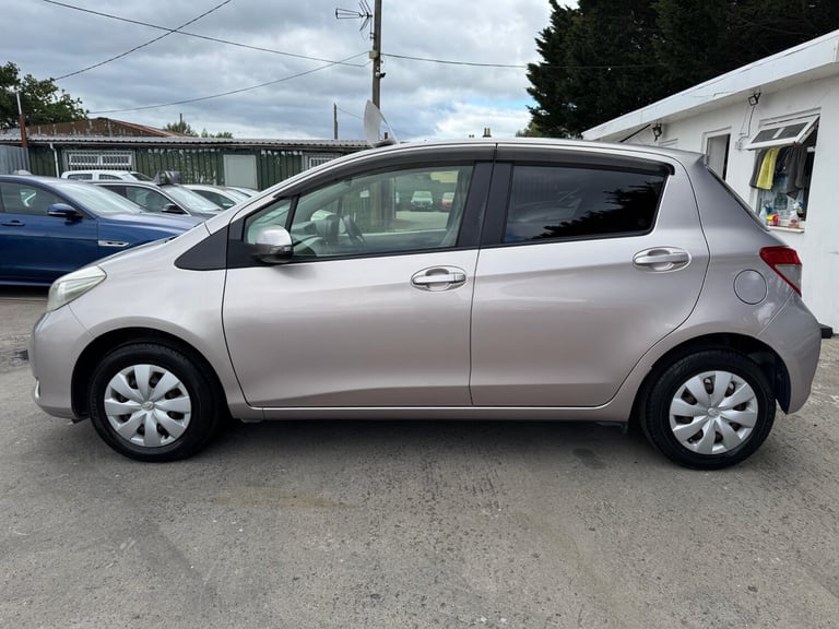 2012 Toyota Vitz YARIS 1.0 AUTO 5DR Hatchback Petrol Automatic