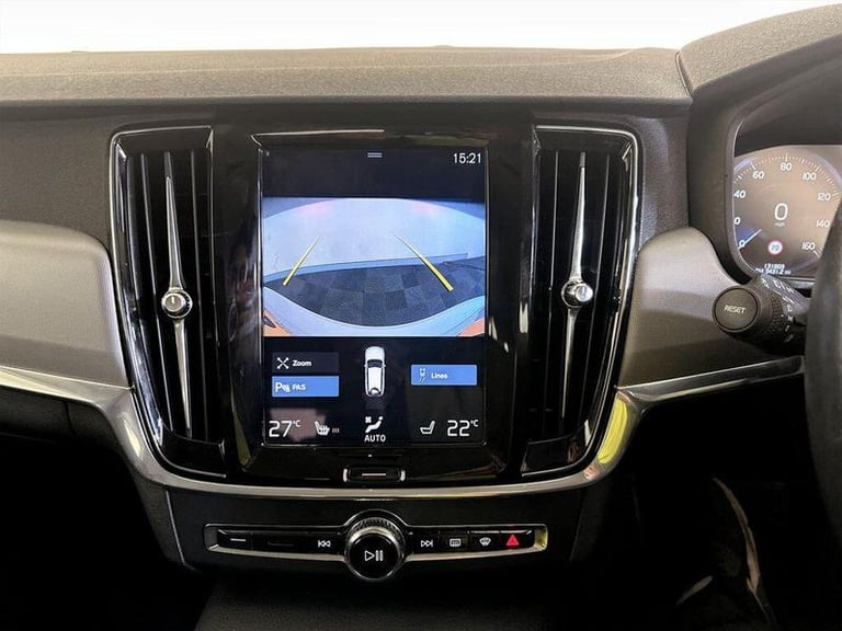 2020 Volvo V90 2.0 B4 MHEV Momentum Auto Euro 6 (s/s) 5dr Automatic Estate Hybrid Automatic