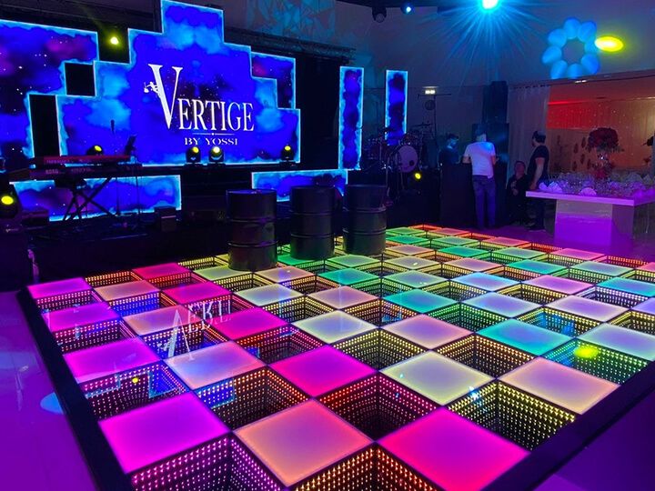 LED Dance Floor in London,Cold Sparks,Wedding Stage in London,LED Bars,Wall Drapes,Dry ice Smoke